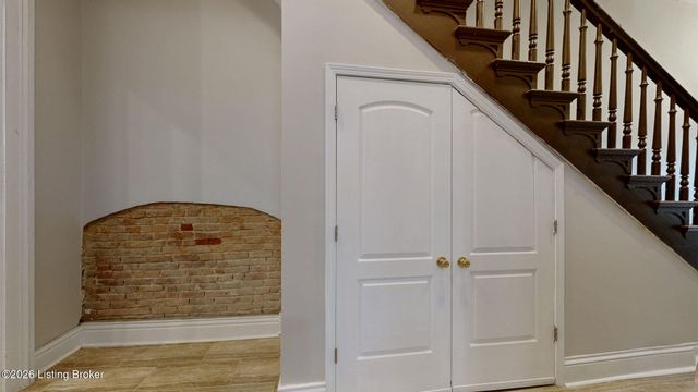 1036 S 6th St, Louisville, KY 40203