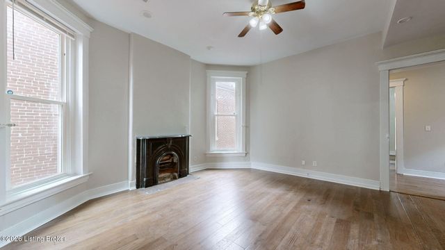 1036 S 6th St, Louisville, KY 40203