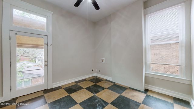 1036 S 6th St, Louisville, KY 40203