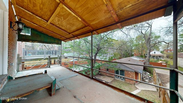 1036 S 6th St, Louisville, KY 40203