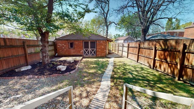 1036 S 6th St, Louisville, KY 40203
