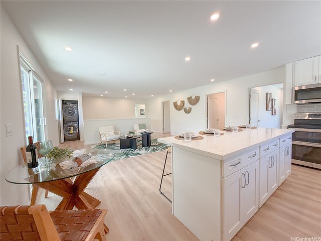 47-376 Ahuimanu Road D, Kaneohe, HI 96744