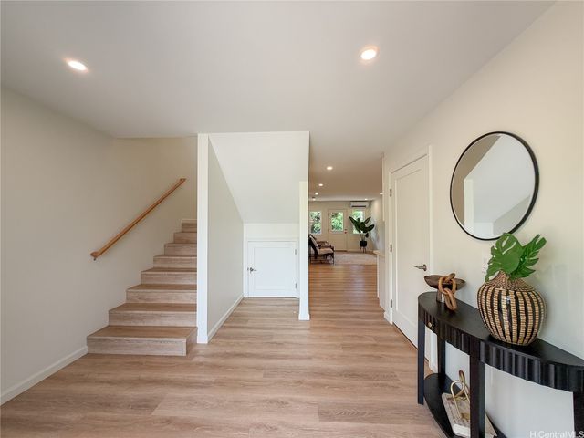 47-376 Ahuimanu Road D, Kaneohe, HI 96744