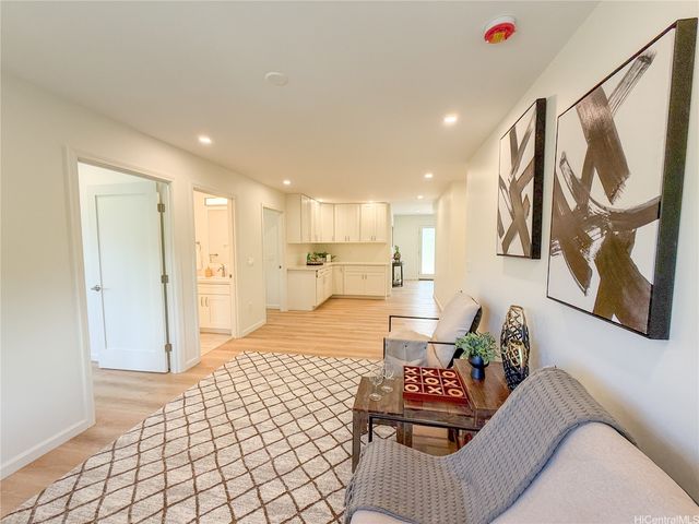 47-376 Ahuimanu Road D, Kaneohe, HI 96744