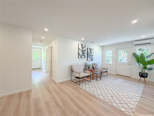 47-376 Ahuimanu Road D, Kaneohe, HI 96744