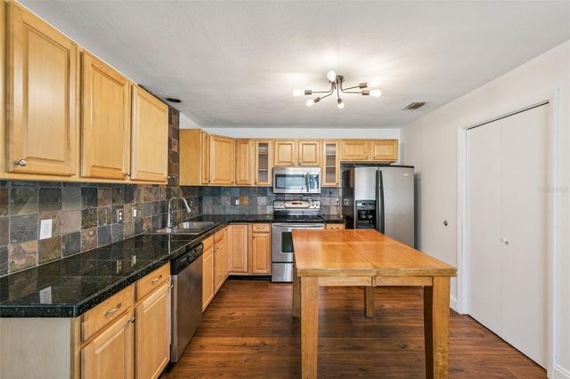 1652 BERKSHIRE AVENUE, Winter Park, FL 32789