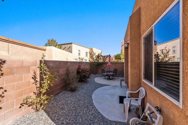 2451 Treviso Drive SE, Rio Rancho, NM 87124