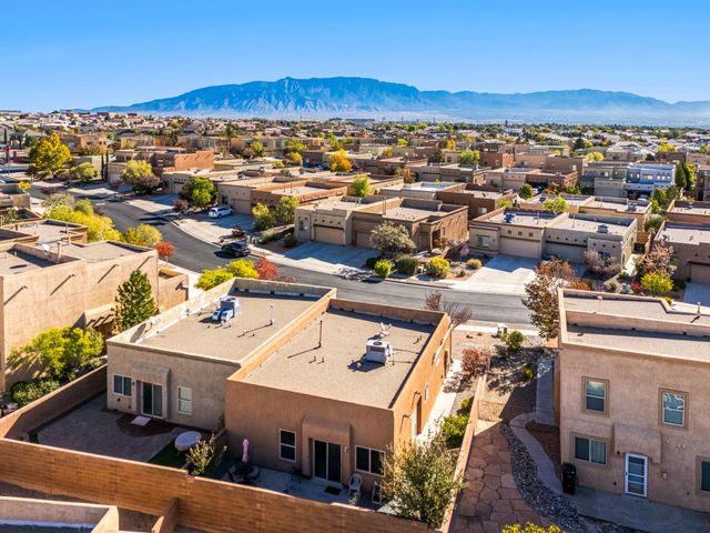 2451 Treviso Drive SE, Rio Rancho, NM 87124
