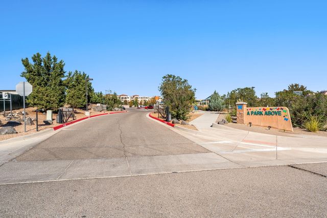 2451 Treviso Drive SE, Rio Rancho, NM 87124