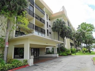 650 NE 149th St 110A, Miami, FL 33161