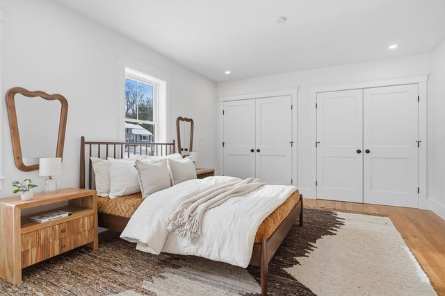 1 Plymouth Rd, Winchester, MA 01890