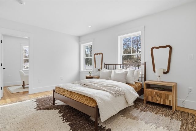 1 Plymouth Rd, Winchester, MA 01890