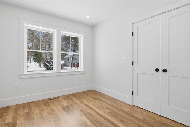 1 Plymouth Rd, Winchester, MA 01890