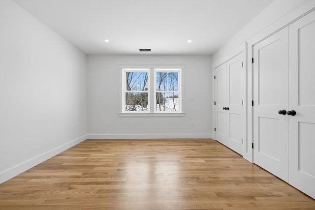 1 Plymouth Rd, Winchester, MA 01890