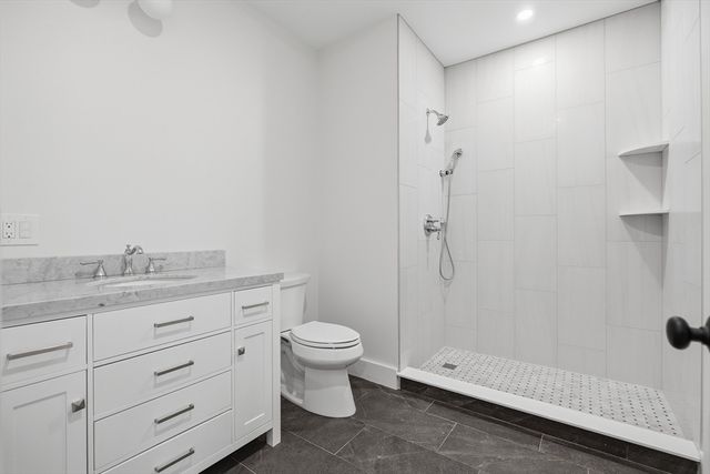 1 Plymouth Rd, Winchester, MA 01890
