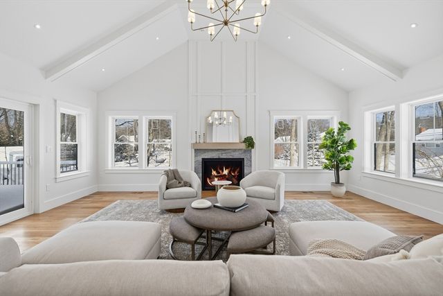 1 Plymouth Rd, Winchester, MA 01890
