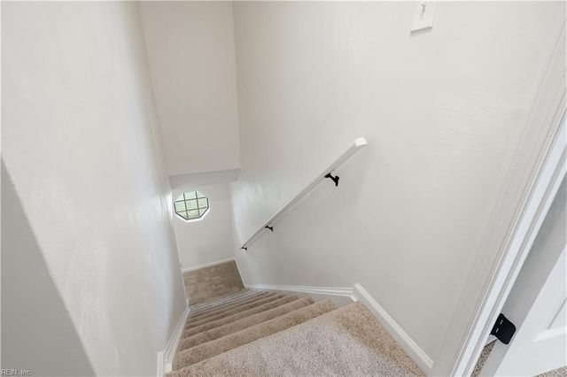 997 Maitland DR, Virginia Beach, VA 23454