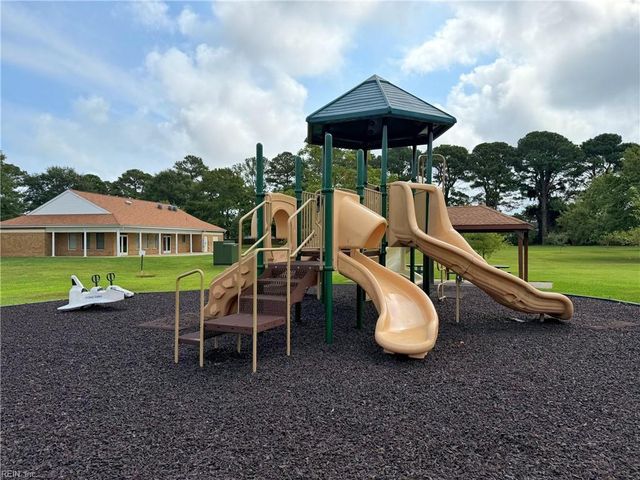 997 Maitland DR, Virginia Beach, VA 23454