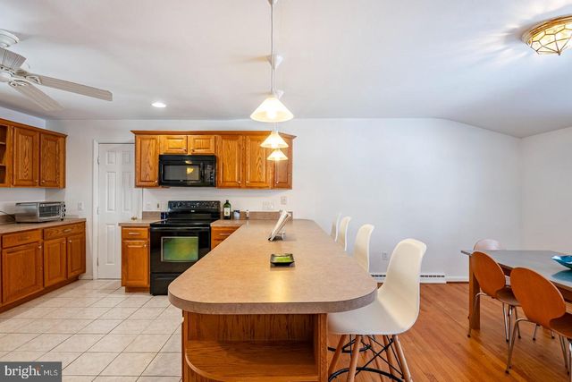 1519 MEADOWLARK RD, Wyomissing, PA 19610