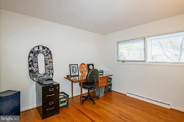 1519 MEADOWLARK RD, Wyomissing, PA 19610