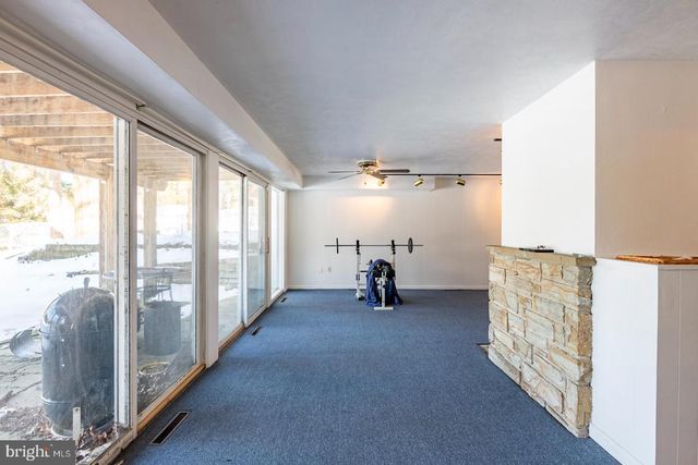 1519 MEADOWLARK RD, Wyomissing, PA 19610