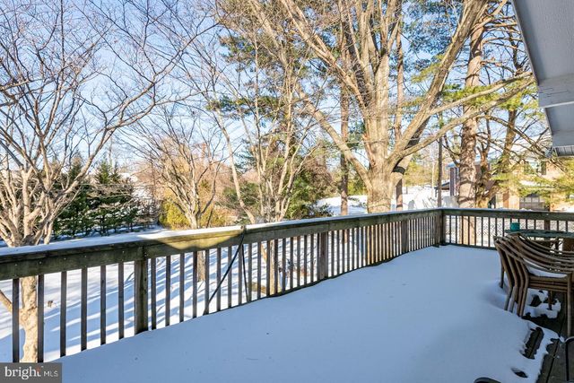 1519 MEADOWLARK RD, Wyomissing, PA 19610