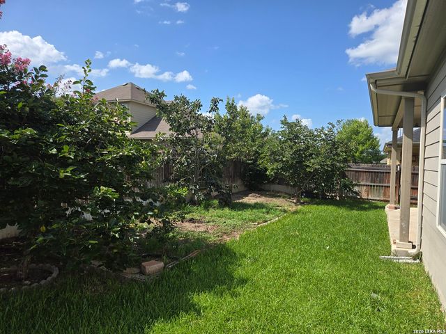 2738 Cinnamon Teal, New Braunfels, TX 78130
