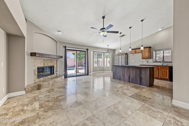 1209 W ROYAL PALMS Court, Gilbert, AZ 85233