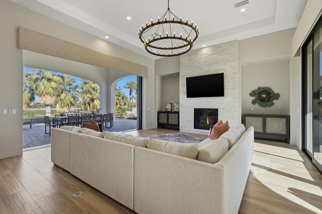 81940 Andalusia, La Quinta, CA 92253