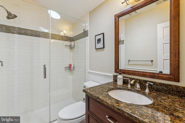 4612 ASBURY PL NW, Washington, DC 20016