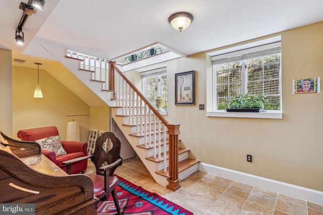 4612 ASBURY PL NW, Washington, DC 20016