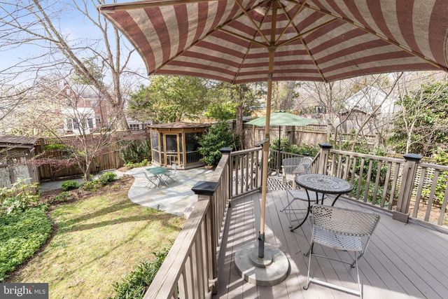 4612 ASBURY PL NW, Washington, DC 20016