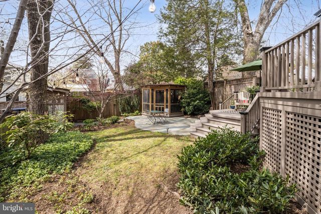 4612 ASBURY PL NW, Washington, DC 20016