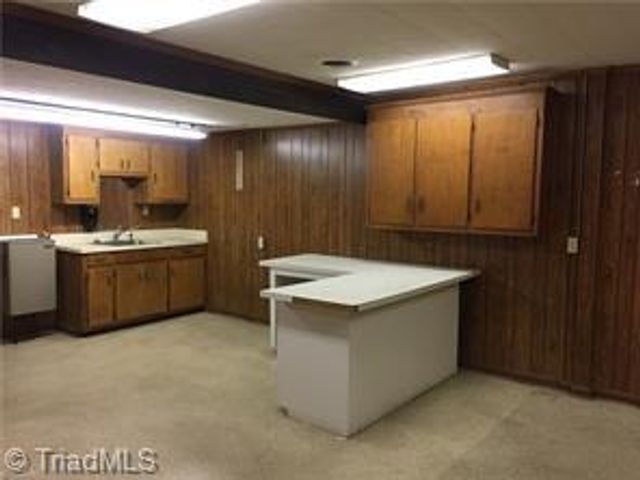 1609 S Church Street, Burlington, NC 27215
