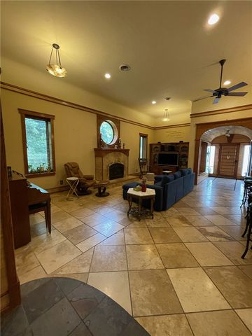 8793 Apple Glen, Rogers, AR 72756