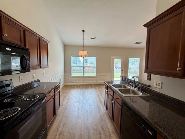 66 Mercer Lane, Cartersville, GA 30120