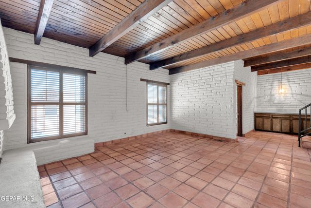 11295 ENID WILSON Lane, El Paso, TX 79936