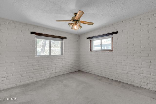 11295 ENID WILSON Lane, El Paso, TX 79936