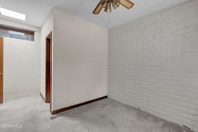 11295 ENID WILSON Lane, El Paso, TX 79936