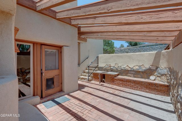 11295 ENID WILSON Lane, El Paso, TX 79936