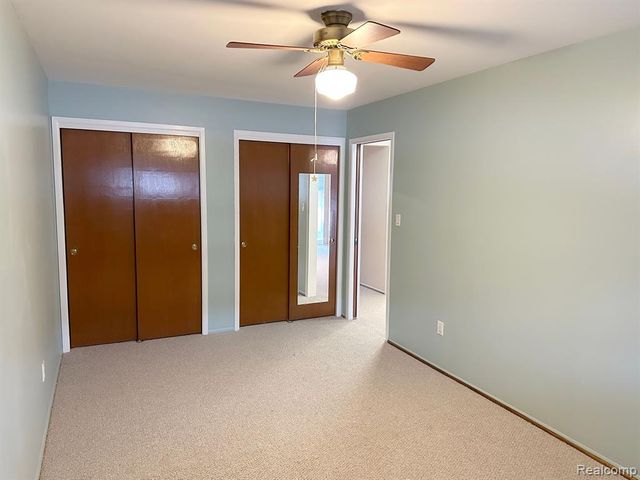 2925 W 13 Mile Road 205, Royal Oak, MI 48073