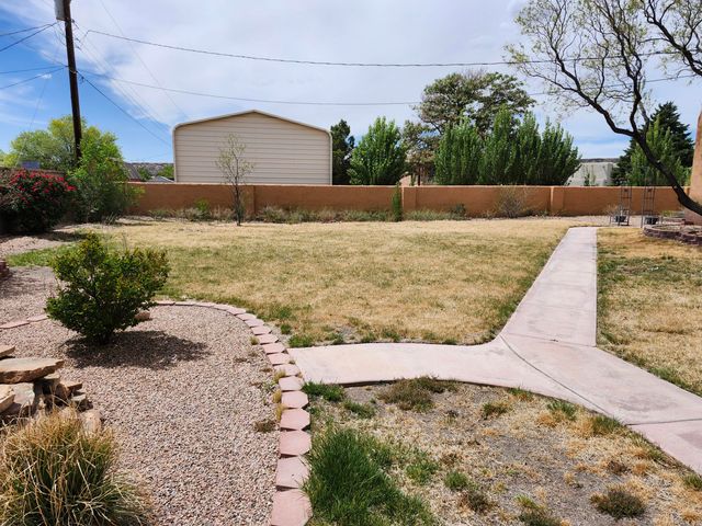 5900 Jones Place NW, Albuquerque, NM 87120