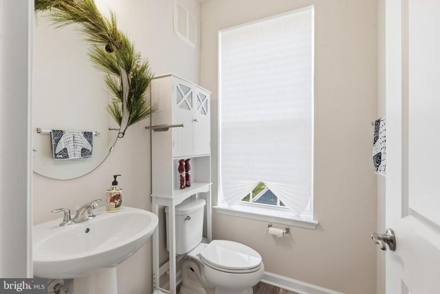 10414 JOHN GLENN ST, Lanham, MD 20706