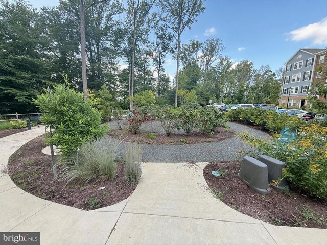 10414 JOHN GLENN ST, Lanham, MD 20706