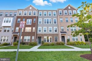 10414 JOHN GLENN ST, Lanham, MD 20706