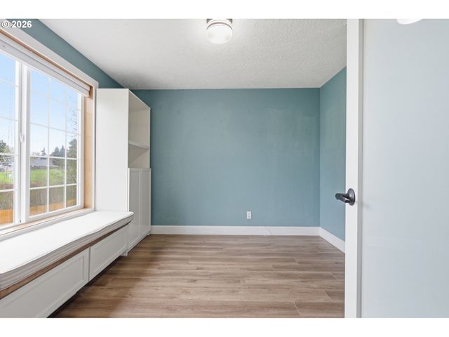 15920 Sw BRIDLE HILLS Dr, Beaverton, OR 97007