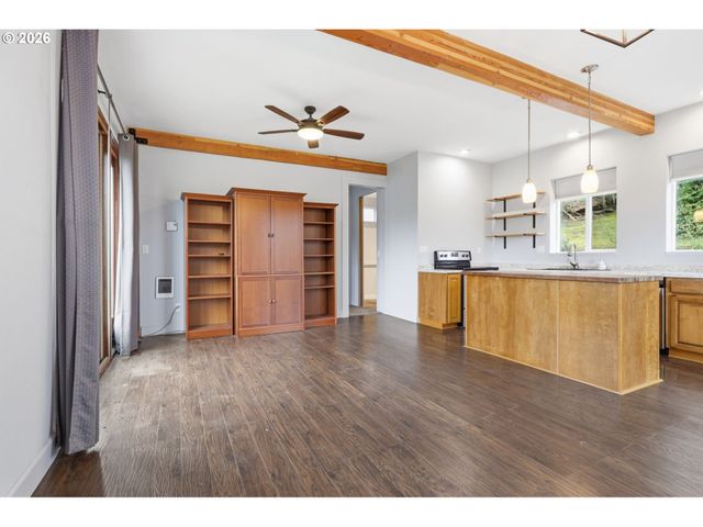 15920 Sw BRIDLE HILLS Dr, Beaverton, OR 97007