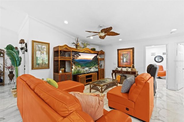 8105 N GRADY AVENUE, Tampa, FL 33614