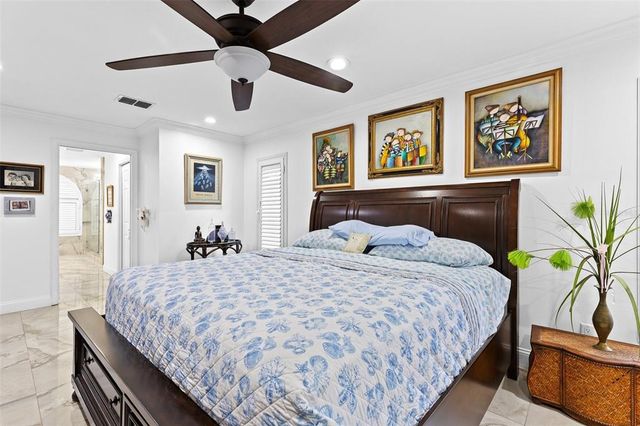 8105 N GRADY AVENUE, Tampa, FL 33614