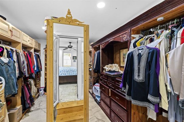 8105 N GRADY AVENUE, Tampa, FL 33614